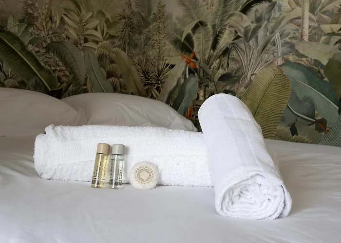 Avec Balcon - 17e דירה