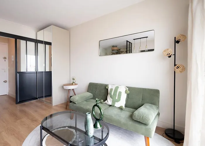 Apartment Avec Balcon - 17e Paris